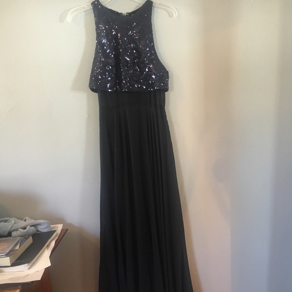 Prom dress - Picture 4 of 4